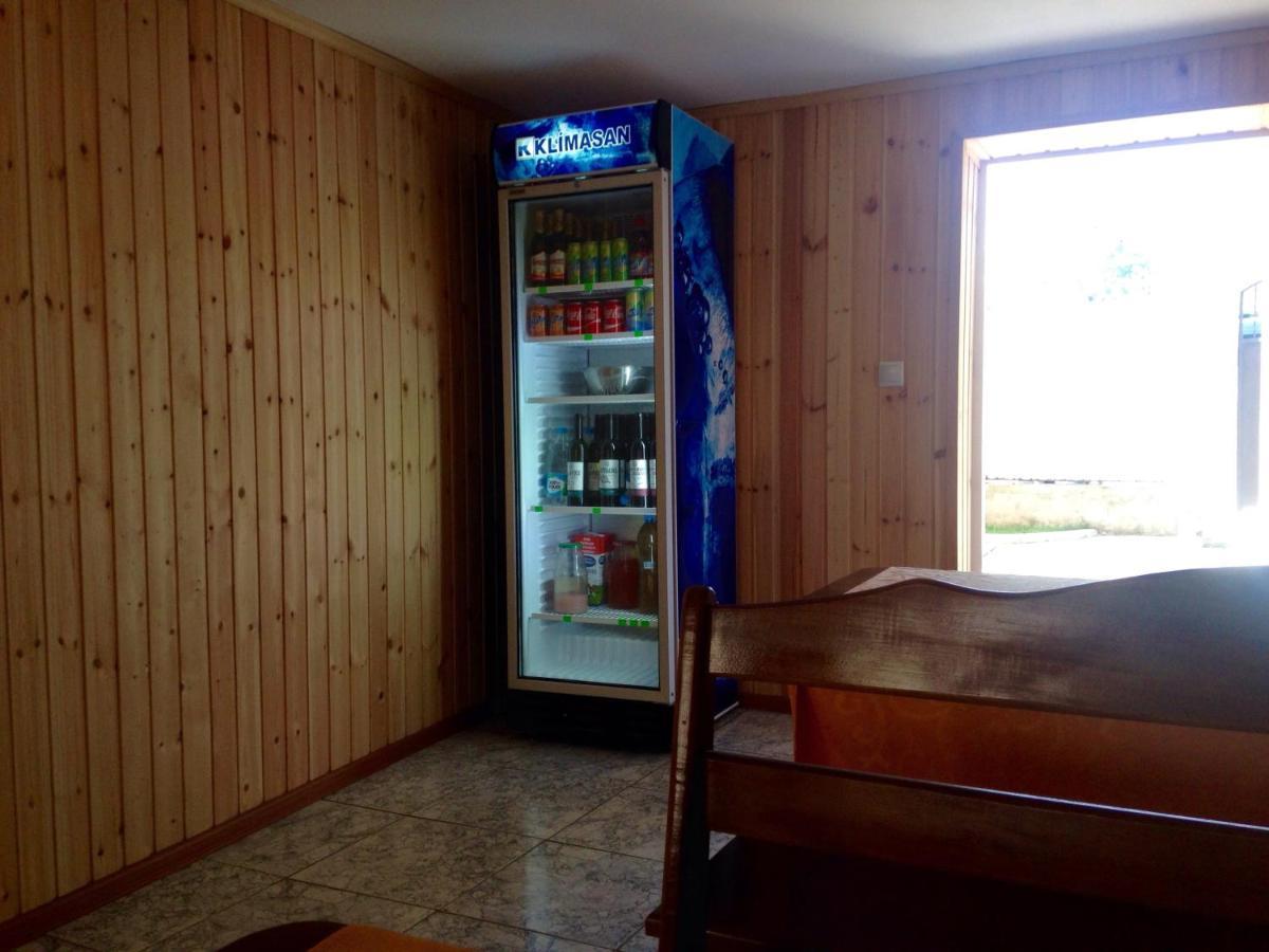 غوداوتا Rozalin Guest House المظهر الخارجي الصورة