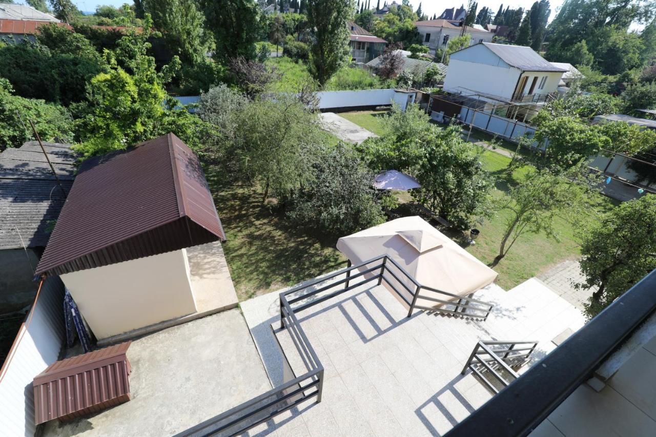 غوداوتا Rozalin Guest House المظهر الخارجي الصورة